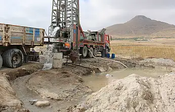 Konya'da sondaj rekoru! Kuraklık riskine karşı 38 bin metrelik kalkan!