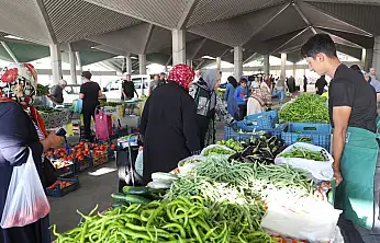 Konya'da tarladan tezgaha! Yerli ürünler aracısız tüketiciyle buluşuyor