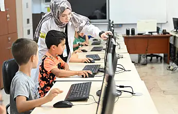 Konya'da yaz tatili sıkıcı geçmeyecek! Genç KOMEK kapılarını açtı