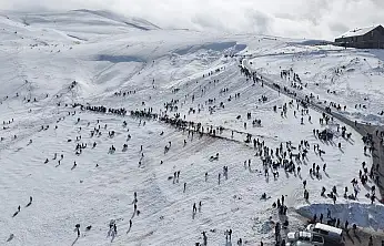Konya'nın Uludağ'ında adım atacak yer kalmadı! Vatandaş teleferik istiyor!