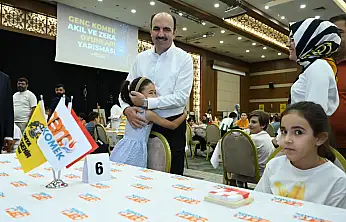 Konya'nın zeki beyinleri kıyasıya yarıştı! Genç KOMEK'te final heyecanı!