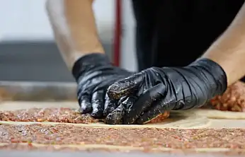 Konya'ya komşu ilden büyük saygısızlık! Etliekmek harcına bunu da kattılar! 