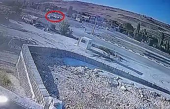 Konya yolundaki korkunç kaza kamerada! 4'ü çocuk 10 kişi yaralandı