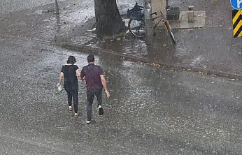 Konyalılar o tarihlere dikkat: Sıcaklık çakılıyor, sağanak yağış geliyor!