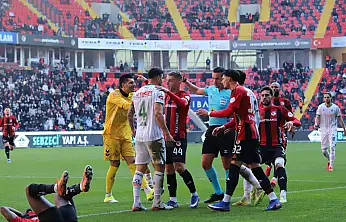 Konyaspor'a kart bloke ve para cezası