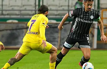 Konyaspor'da ayrılık! 4 sezondur forma giyiyordu takımdan ayrıldı