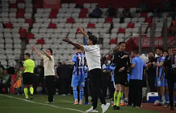 Konyaspor'da İlhan Palut, dev finalin son bölümünde yaşadıklarını anlattı