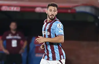 Konyaspor'da sol bek atağı! Trabzonsporlu oyuncu için teklif yapıldı