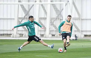 Konyaspor'da teknik patron İlhan Palut'un kadro tercihi netleşiyor