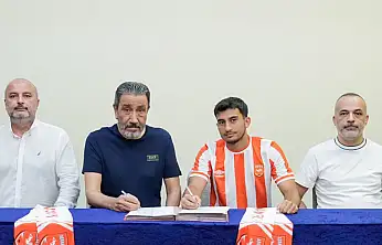 Konyaspor'dan ayrılan genç kanat oyuncusu 2.Lig ekibine imza attı