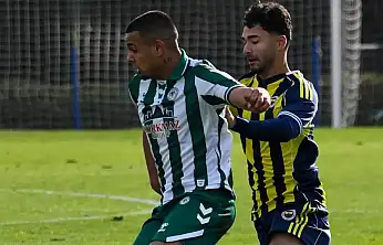 Konyaspor'dan genç forvete profesyonel imza!