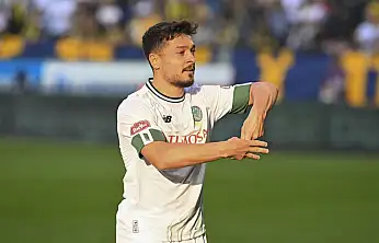 Konyaspor'dan transferin son gününde sağ bek hamlesi! Eski oyuncu geri döndü
