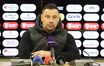 Konyaspor'un basın toplantısında gergin anlar! Çağdaş Atan sinirlendi!