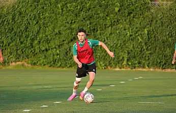Konyaspor'un genç kanat oyuncusu sahalara döndü