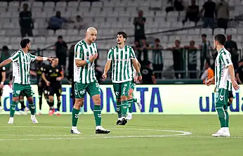 Konyasporlu oyuncuya 2 maç men cezası!