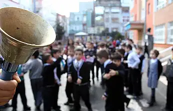 MEB duyurdu: Okullarda o uygulamalar tamamen yasaklandı! Ziller ne zaman çalacak?