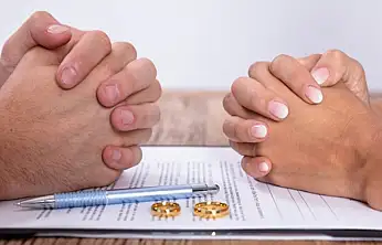 Nafakada ezber bozuldu! Artık şartları taşıyan erkeğe de ödenecek!