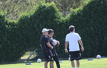 Palut, Konyaspor'a geri dönen Ersan Parlatan hakkında konuştu! 'Bize çok yardım edecek'