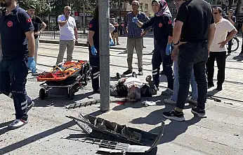 Son dakika: Konya'da kontrolden çıkan otomobil dehşet saçtı! Yaralılar var