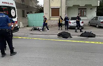 Son dakika! Konya'da yaşlı bisiklet sürücüsü beton mikserinin altında feci şekilde can verdi!