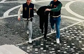 Yer Konya! Sıradan bir yolcu sanılıyordu, çantasından çıkanlar şok etti!