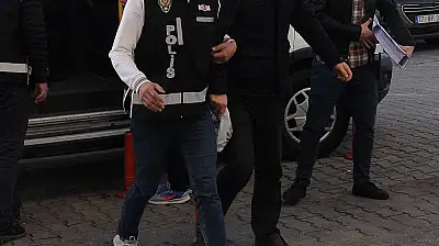 FETÖ'ye 16 ilde şafak operasyonu: 81 gözaltı!