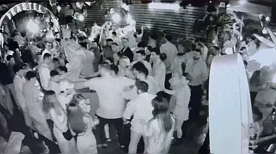 Gece kanlı bitti! Adamın boğazını feci şekilde kesti!