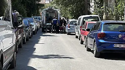 Konya'da apartmanda kan aktı: Kiracı tartıştığı yöneticiyi bıçakladı!