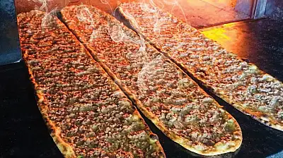 Konya'da etliekmek skandalı! İç harcından bunlar çıktı