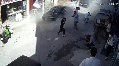 Konya'da iş yerinde patlama: Sokaktan geçenler canını zor kurtardı!