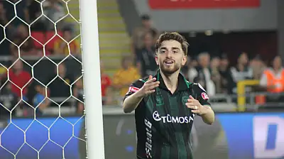 Konyaspor'da ayrılık! Kanat oyuncusu İstanbul ekibine kiralandı