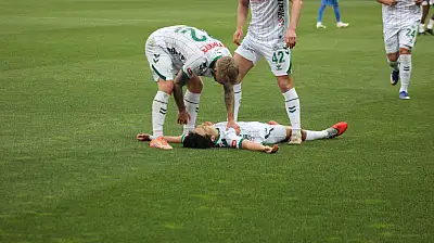 Konyaspor'da iki ayrılık daha yolda! Yeni sezon planlamasında yer almıyorlar