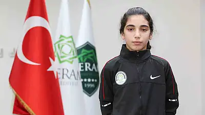 Meram Belediyesporlu Defne Temur Milli Takımda!