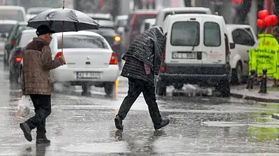 Meteorolojiden Konya'ya çifte uyarı! Fırtına devam mı, kar var mı?