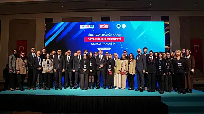 Siber zorbalığa karşı Konya modeli! Selçuk Üniversitesi Ankara'da son noktayı koydu
