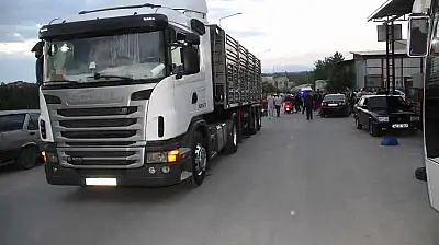 Son dakika: Konya'da dehşete düşüren kaza! 16 yaşındaki sürücü dur ihtarına uymadı, çekiciye arkadan çarptı!