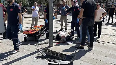 Son dakika: Konya'da kontrolden çıkan otomobil dehşet saçtı! Yaralılar var