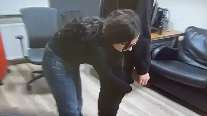 Tuğyan'ın annesi Güllü'yü attığını öne sürüp, olay anını uygulamalı anlattı
