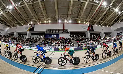 Konya'daki Avrupa Bisiklet Şampiyonasında Heyecan Zirve Yaptı