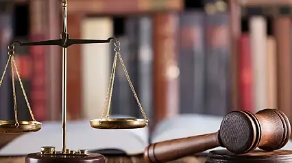 4 belediye başkanı ve bir başkan vekili görevden uzaklaştırıldı
