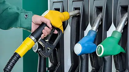 Aracı olanlar dikkat: Akaryakıta zam geliyor