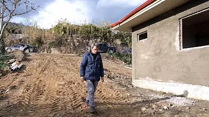 Bakan Kurum'dan orman yangınında evi yanan 'Cavit amca'ya ilişkin paylaşım