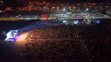 Binlerce kişi meteor yağmuru için bir araya geldi