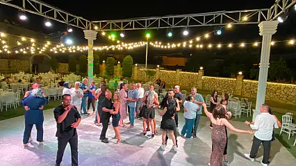 Böyle düğün görülmedi: 'Damat var, gelin yok'