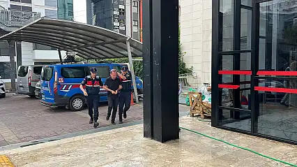 Eşini ve kayınvalidesini bıçakladı intihara kalkıştı!