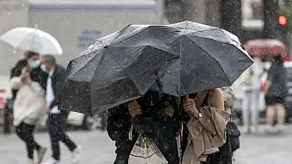 İstanbul'da sağanak yağış bekleniyor mu? Su baskını riski devam ediyor mu?