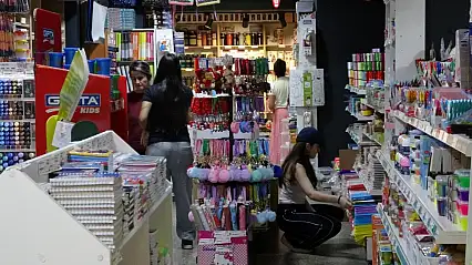 Kırtasiye alışverişleri yoğunlaştı