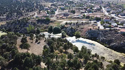 Leylekler göç etti, Konya'nın simge noktası sessizliğe büründü!