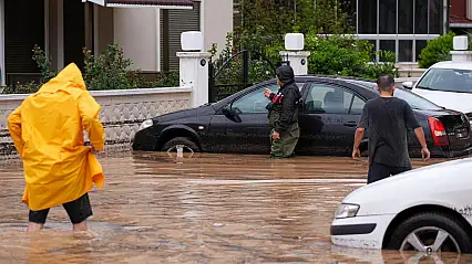 Meteoroloji'den çifte uyarı! Kuvvetli yağış geliyor
