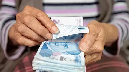 Milyonlarca çalışanı ilgilendiriyor! Kademeli emeklilikte şartlar netleşiyor mu?